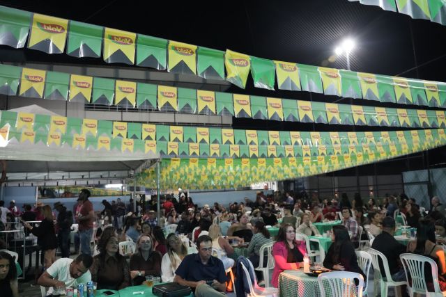 Arraiá Indaiá Clube