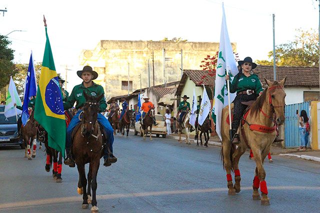 Cavalgada Abertura 57ª Expodores