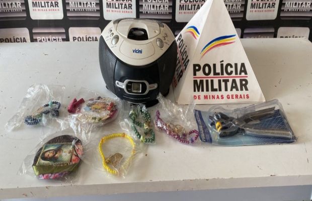 Homem é preso suspeito de arrombar e furtar comércio em Dores do Indaiá